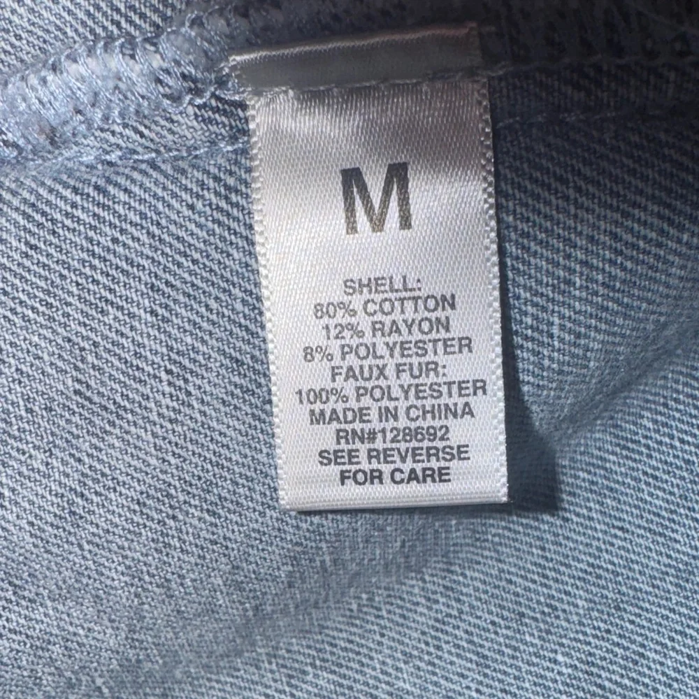 Madden Girl Blue Denim Jacket with Cream Sherpa Lining - Picture 14 of 15